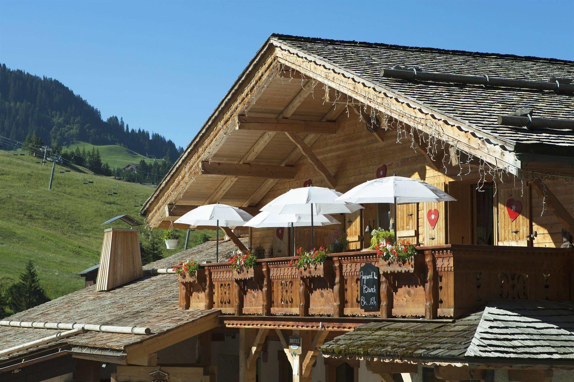 Chalet-Hotel Les Cimes Le Grand-Bornand Exterior photo